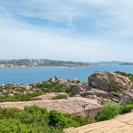 Vista Mozzafiato Sull'arcipelago Della Maddalena Daire